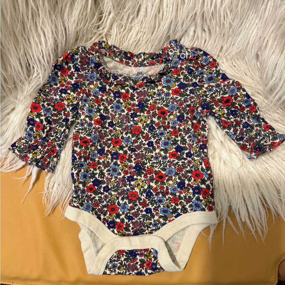 Baby GAP Floral Onesie 0-3m